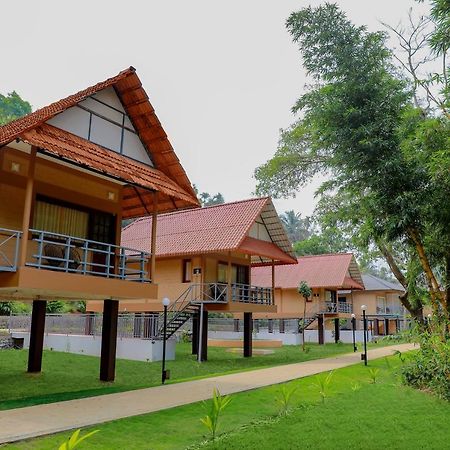 Hotel Sterling Vythiri Wayanad Zewnętrze zdjęcie